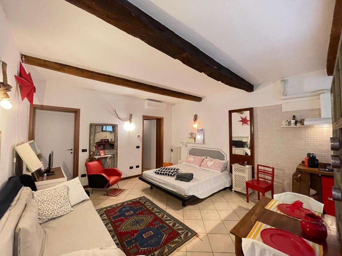 Appartement La Casa Degli Zii à Ferrare Extérieur photo