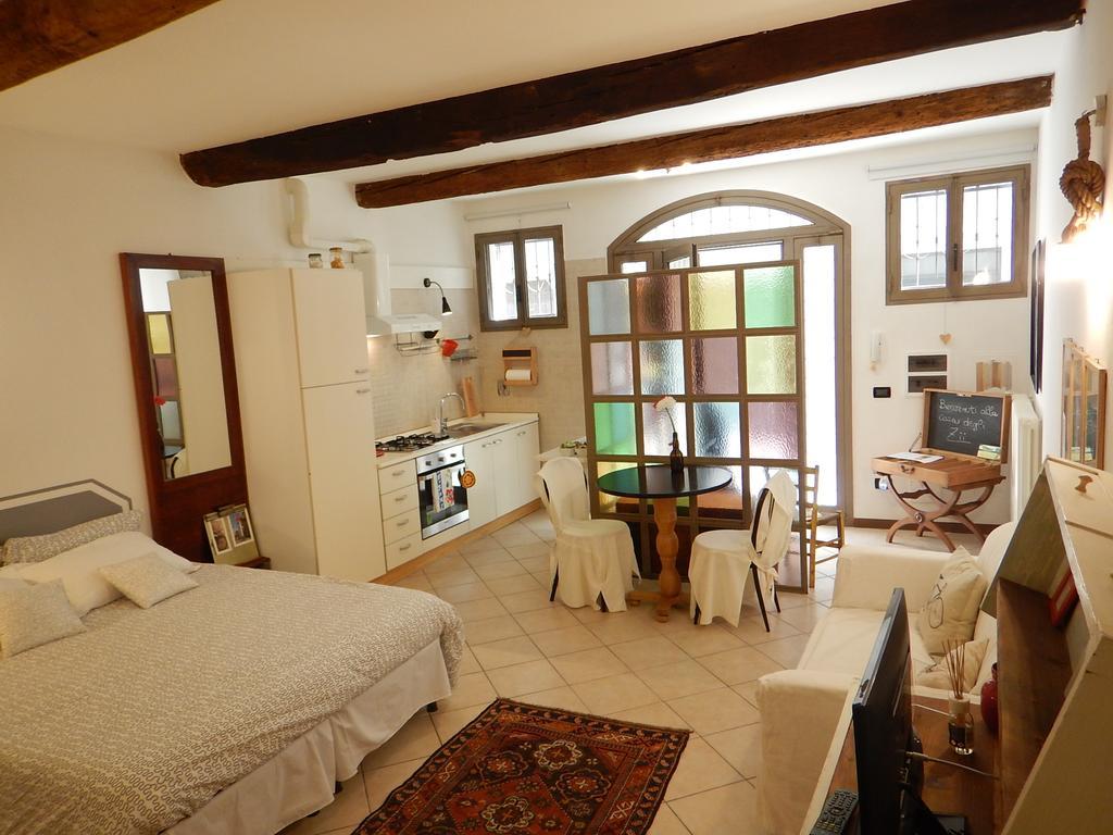 Appartement La Casa Degli Zii à Ferrare Extérieur photo